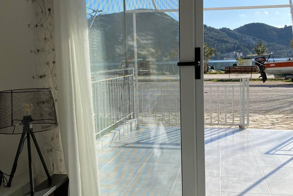 Ferienwohnung Karavias Cosy Vlicho House Vlikhón Exterior foto